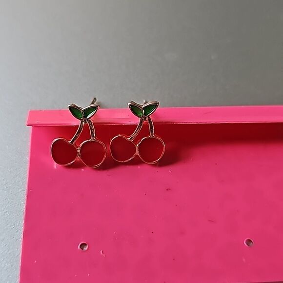 Cherries Stud NWOT  - Picture 1 of 4